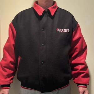 Official NBA licensed Blazers jacket, Size L